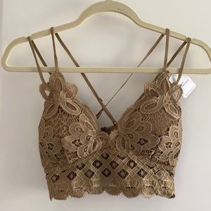 Anemone laced crochet bralette in Golden brown
